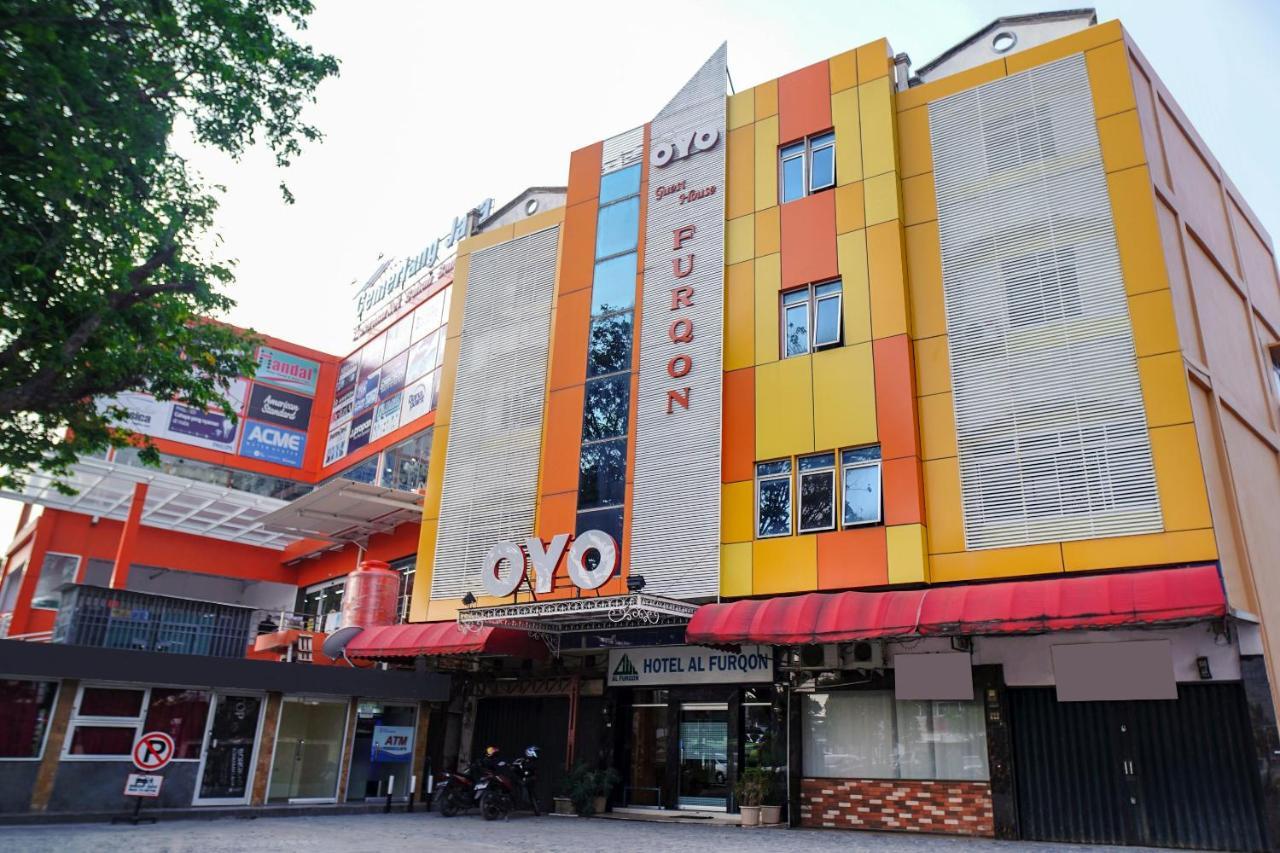 Oyo 142 ホテル アル フルコン シャリアー パレンバン エクステリア 写真